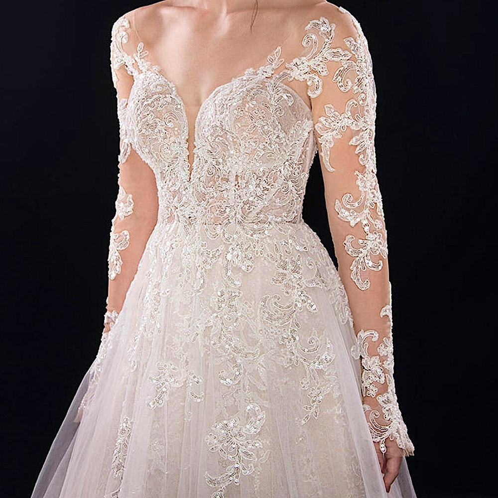 NEVER WORN OR ALTERED Martina Liana 1097 NWOT - Picture 4 of 15